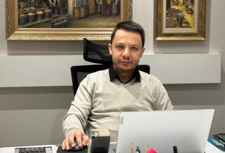 Doğal Yollarla Sağlıklı Kalmak: Bitki Uzmanımız Erman Sönmez Günlük Rutinini Anlatıyor